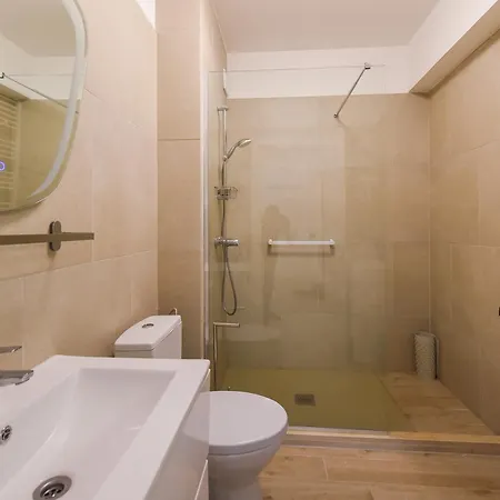 Apartel Golden Infinity Apartment